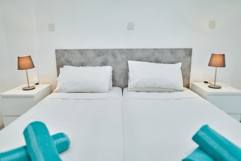 Nissi Avenue Suites — photo 8 of 41