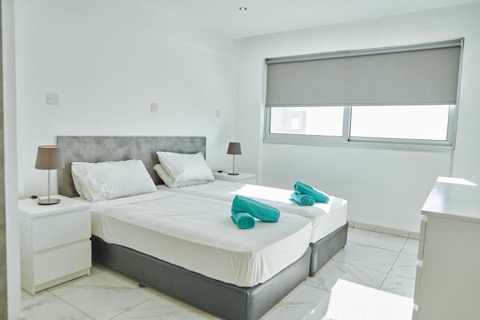 Nissi Avenue Suites — photo 10 of 41