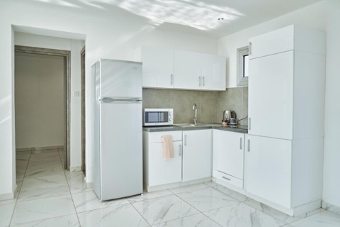 Nissi Avenue Suites — photo 15 of 41