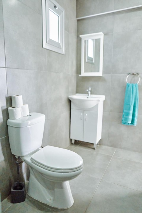 Nissi Avenue Suites — photo 24 of 41